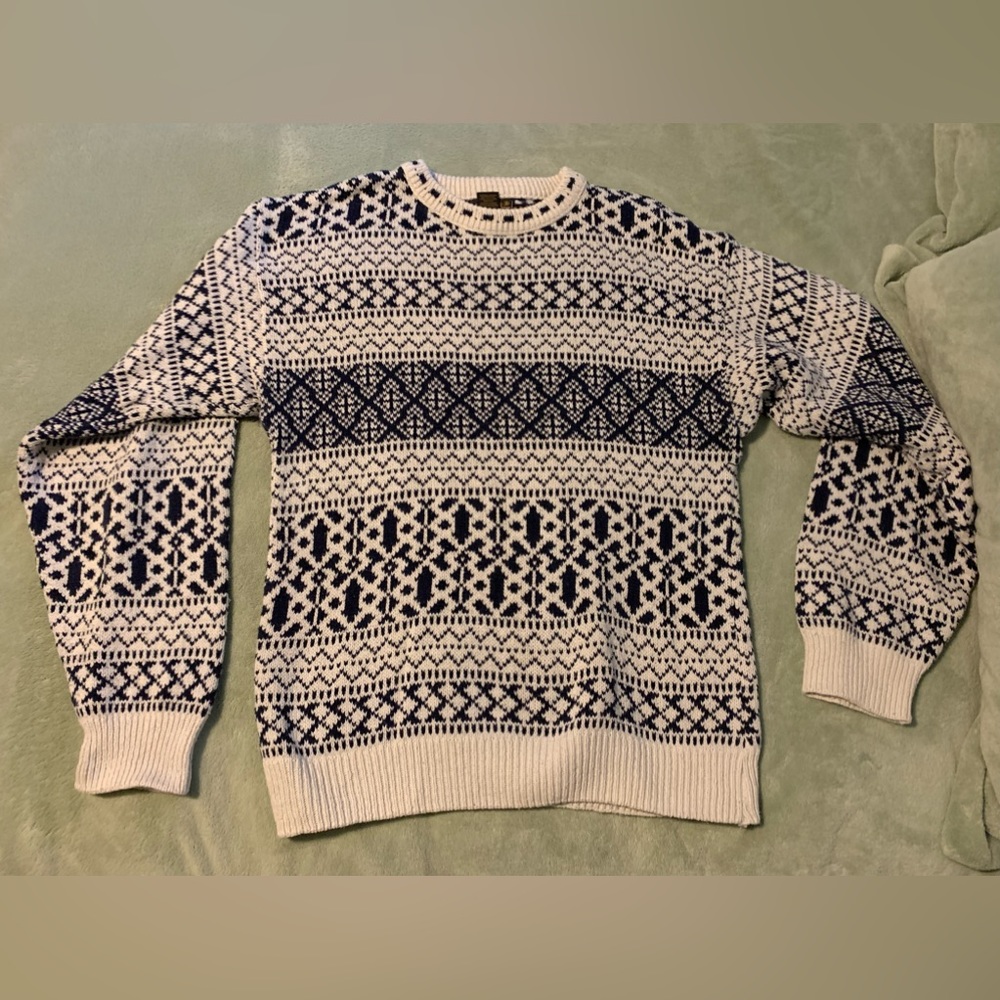 Eddie Bauer Men’s Sweater